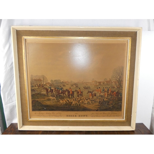 411 - A large vintage framed print 'The Essex Hunt', measuring 34