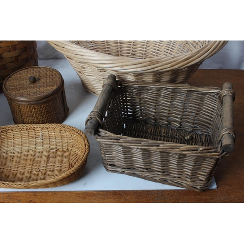 363 - A large lot of various wicker baskets.