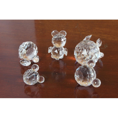 19 - A lot of Swarovski crystal teddy bears (a/f).