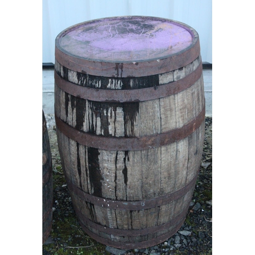 516 - A wooden whiskey barrel.