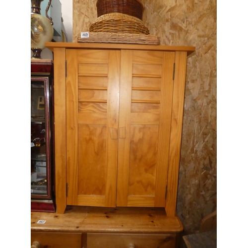 468 - A wooden cabinet.28.5 x 35.5 inch