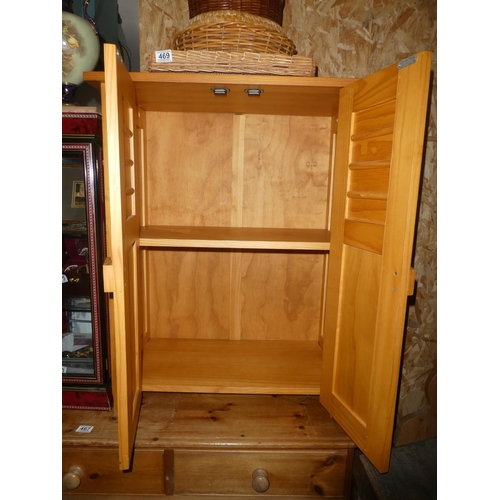 468 - A wooden cabinet.28.5 x 35.5 inch