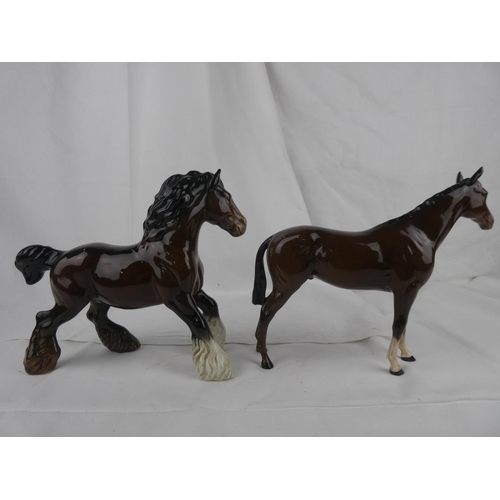 34 - 2 ceramic horses, by Royal Doulton & Beswick.