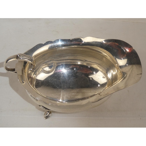 93 - A Sterling Silver sauceboat, weight 129g.