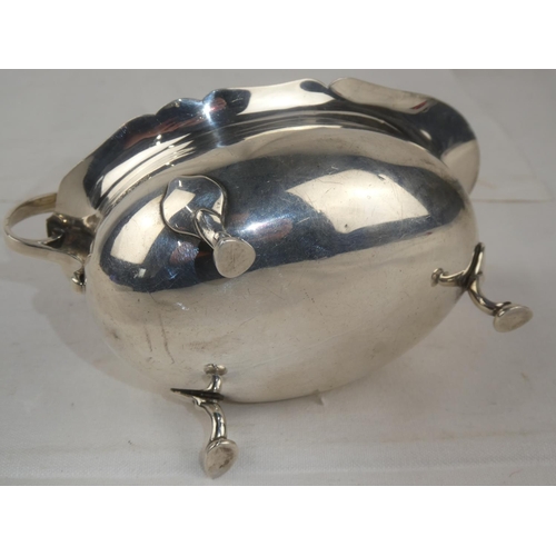 93 - A Sterling Silver sauceboat, weight 129g.