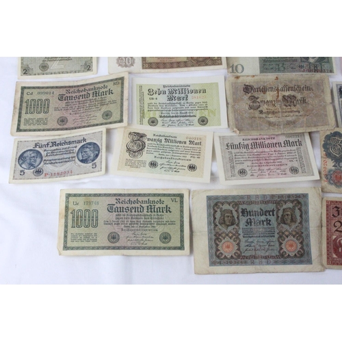 371 - A lot of assorted foreign bank notes to include German Reinch Marks and more.