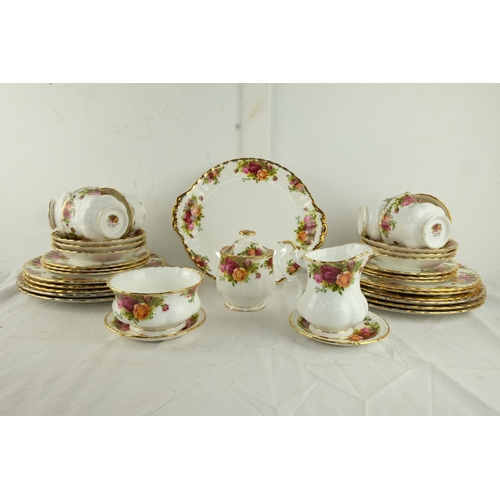 165 - A Royal Albert Old Country Rose tea and dinner set.