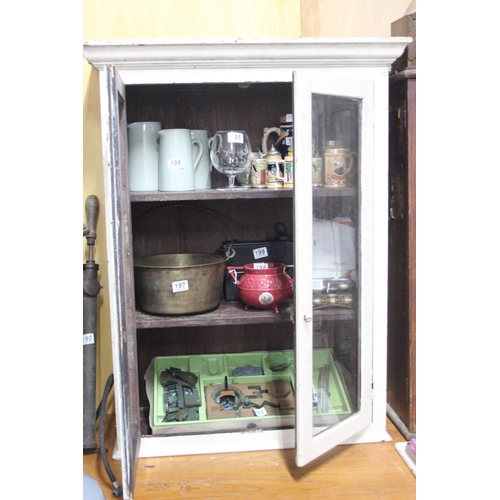 193 - A vintage painted wall cabinet with two glass panel doors, measuring 98cm x 76cm x 33cm.