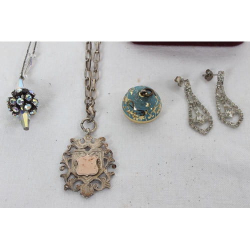 382 - An assortment of jewellery to include Sterling Silver fob on chain & more.