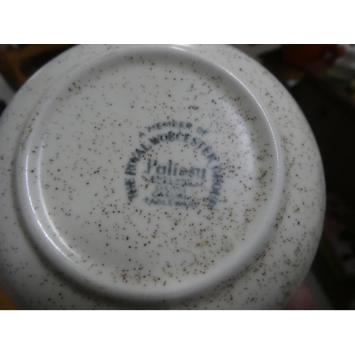 449 - A vintage/ retro Palissy dinner set & more.