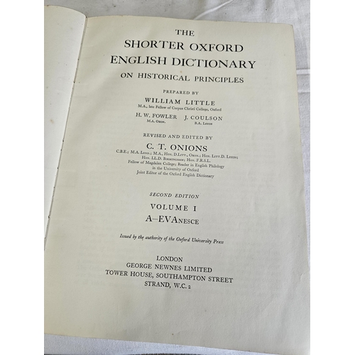 489 - The Shorter Oxford English Dictionary, volumes I-IV.