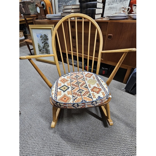 500 - A stunning Mid Century Ercol 'Blonde' rocking chair.