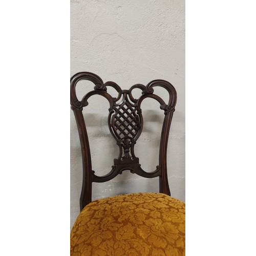 91 - A stunning Art Nouveau chair. 89cm