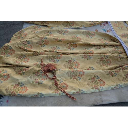 158B - A set of four matching curtains measuring approximately 4' x 7' approximately, including pelmet and ... 