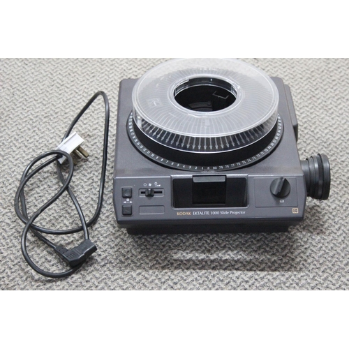 513 - A Kodak Ektalite 1000 slide projector.