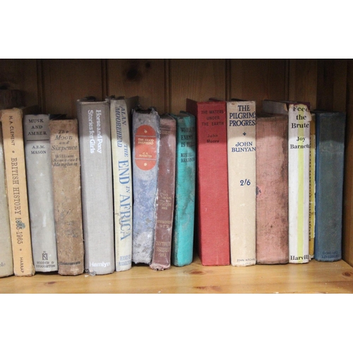 514 - A large collection of antique and vintage books.