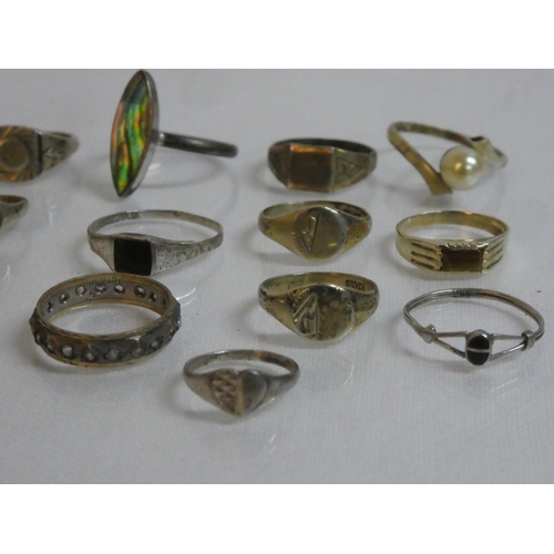 170 - A mixed lot of Sterling Silver and Gold on Silver dress rings.