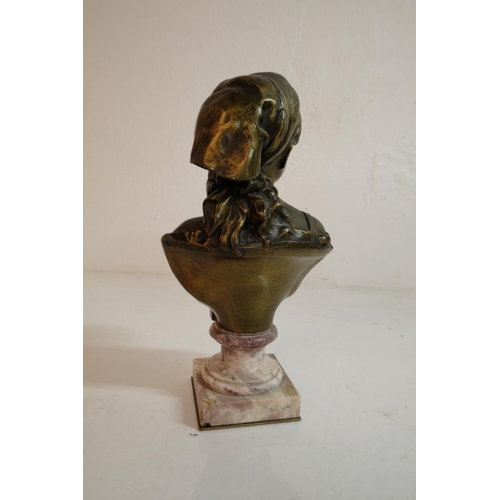 297 - A stunning antique gilded bronze bust on a marble plinth.