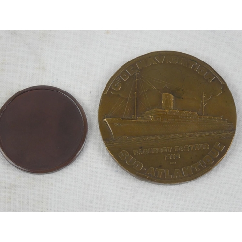 212 - A large bronze medal, Compagnie de navigation sud-atlantique, showing liner 