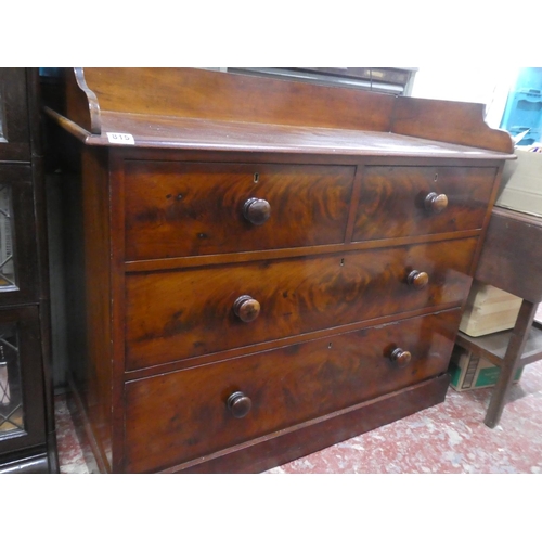 243 - A stunning antique mahogany chest of four drawers with gallery back, measuring 149cm x 114cm x 49cm.