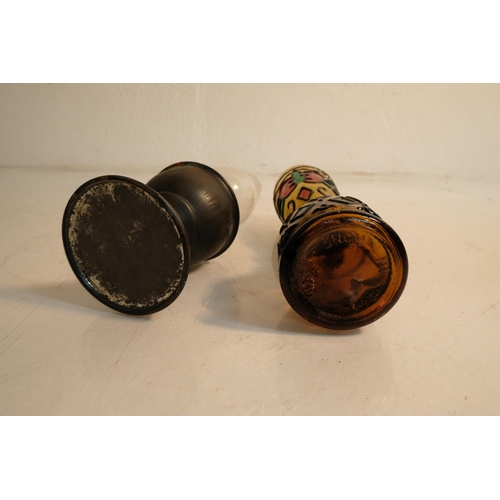 86 - Two vintage oil lamps.