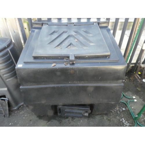 541 - A large coal bunker, measuring 90cm x 116cm x 108cm.