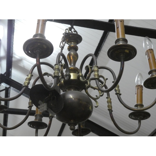 313 - A large stunning heavy eight branch centre light fitting.