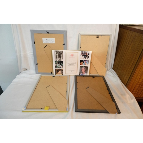 555 - Two framed letters from Buckingham Palace, a Diamond Jubilee leaflet and more.