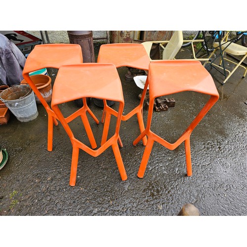 526 - A stunning set of 4 vintage designer 'Mura' stools by Konstantine Grcic for Plank.