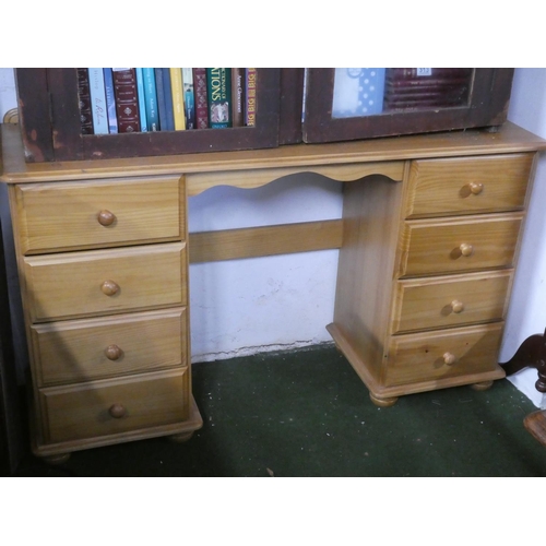 309 - A modern pine dressing table with gallery back.