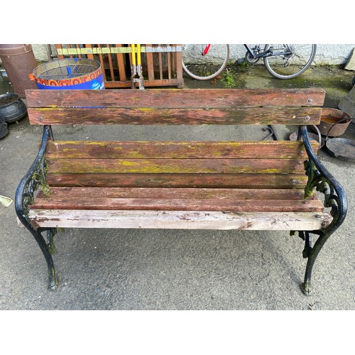 177 - A garden bench.