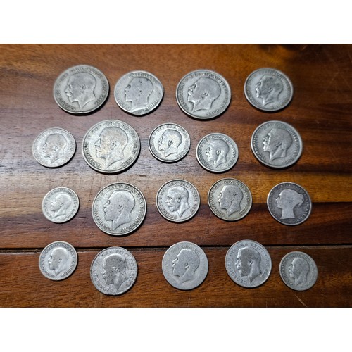 209 - An assortment of pre 1947 coinage, weighing 142g.