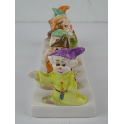 182 - A Walt Disney - Snow White & the Seven Dwarfs toast rack.