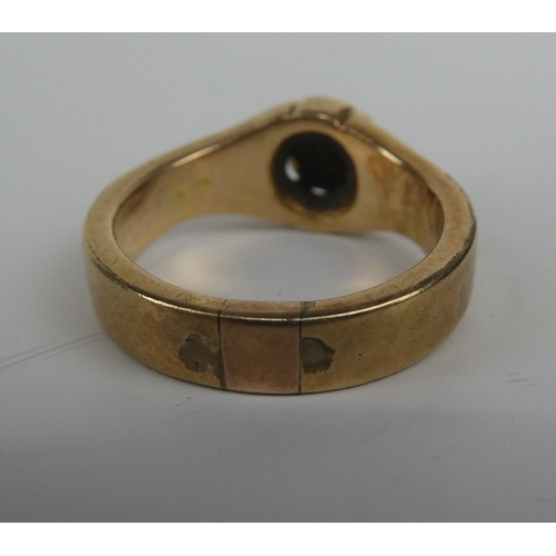 278 - A 9ct gold and pearl dress ring.