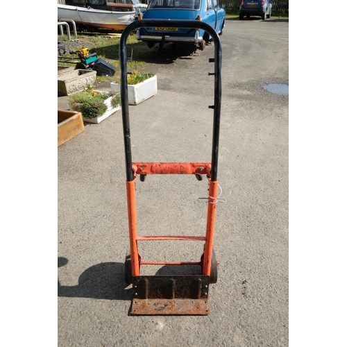 419 - A hand truck.