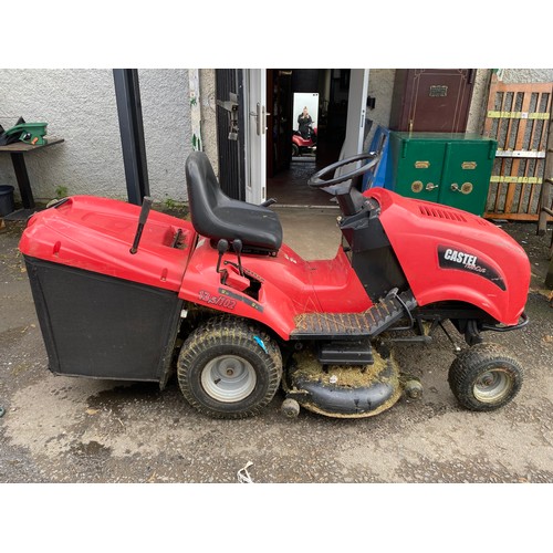 333 - A Castel Twincut 13.5hp/102 ride on lawnmower.