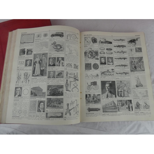 81 - A set of five volumes 'I See All - The World's First Picture Encyclopaedia'.