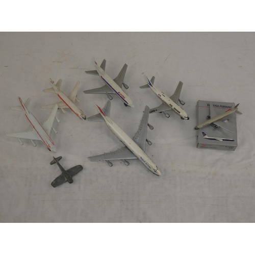 103 - Six diecast aeroplanes to include Lintoy, Matchbox and more including a boxed British Airways 757 Sc... 