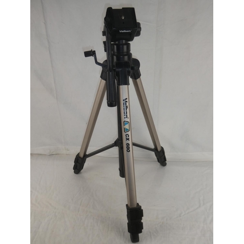 120 - A Velbon CV 680 camera tripod.