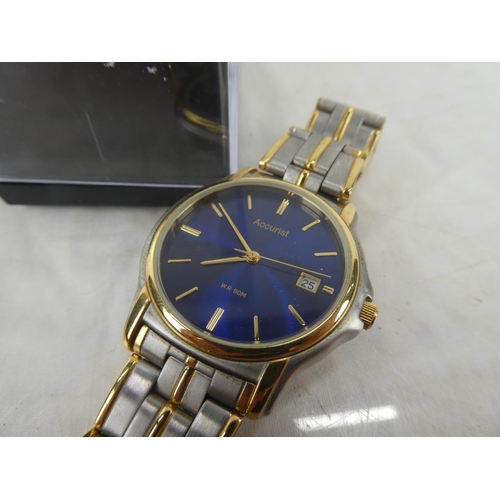 88 - An Accurist gents wrist watch.