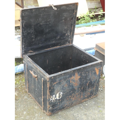 625 - A vintage Ministry of Education metal trunk, measuring 24