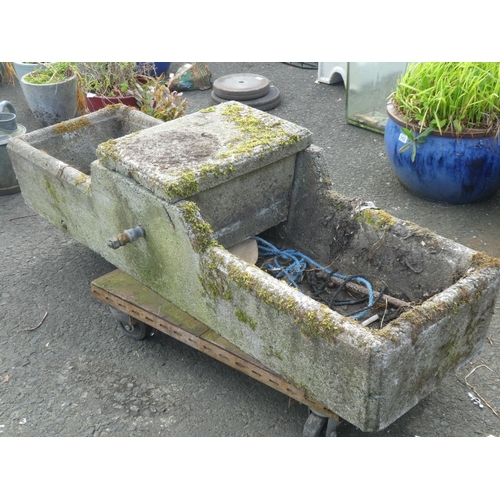 646 - A large vintage stone drinking trough.