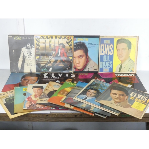 22 - 23 vintage Elvis Presley albums/ records.