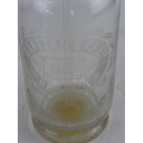 47 - A vintage Grattan & Co Ltd, Belfast soda syphon.