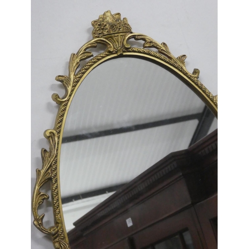 219 - A stunning gilt framed wall mirror, measuring 26