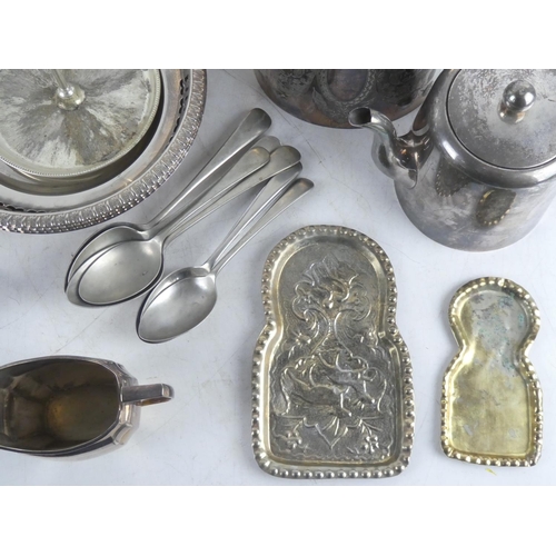 274 - A lot of vintage EPNS and silver plate ware.