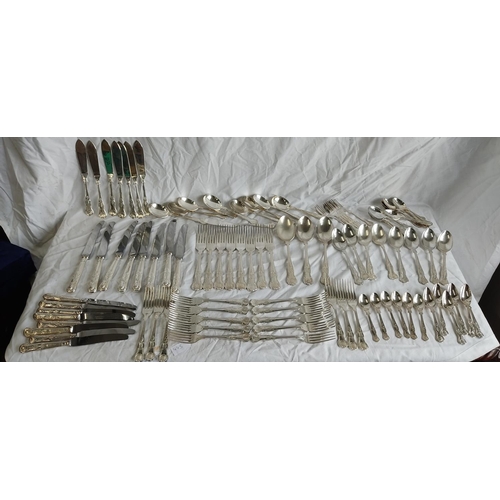 443 - A large lot of Kings Pattern cutlery.