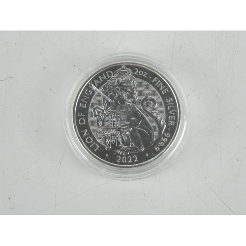 158 - A United Kingdom 2022 £5 silver coin 'Lion of England' in its presentation case.