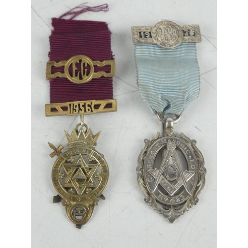 176 - A Sterling silver masonic medal and ribbon dated 1934 - Claremont Masonic Lodge number 423, presente... 