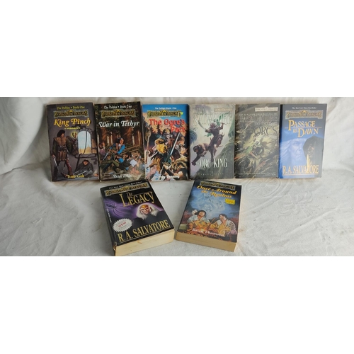 276 - Eight vintage Forgotten Realms books to include War in Tethyr, King Pinch, The Ogre's Pact, Passage ... 